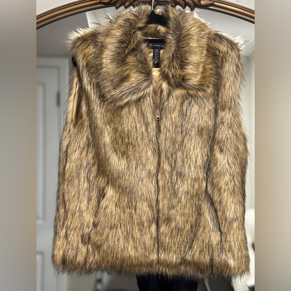 INC International Concepts Faux Fur Vest Women's M L Gold Brown‎ Luxury Chic